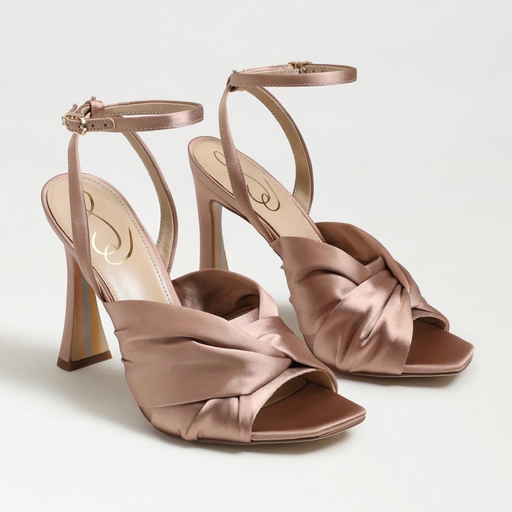 BRAND NEW Sam Edelman Lavendar Strappy Heel in Praline Satin - Women’s 11